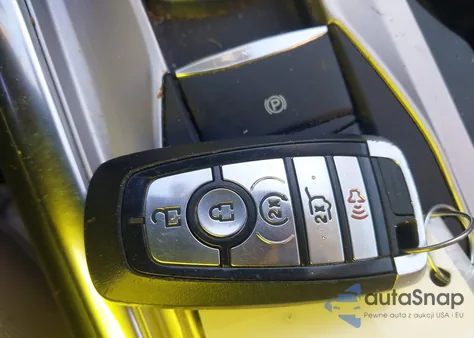 2020 Ford Explorer Xlt from USA, damaged, VIN 1FMSK8DH3LGC20032